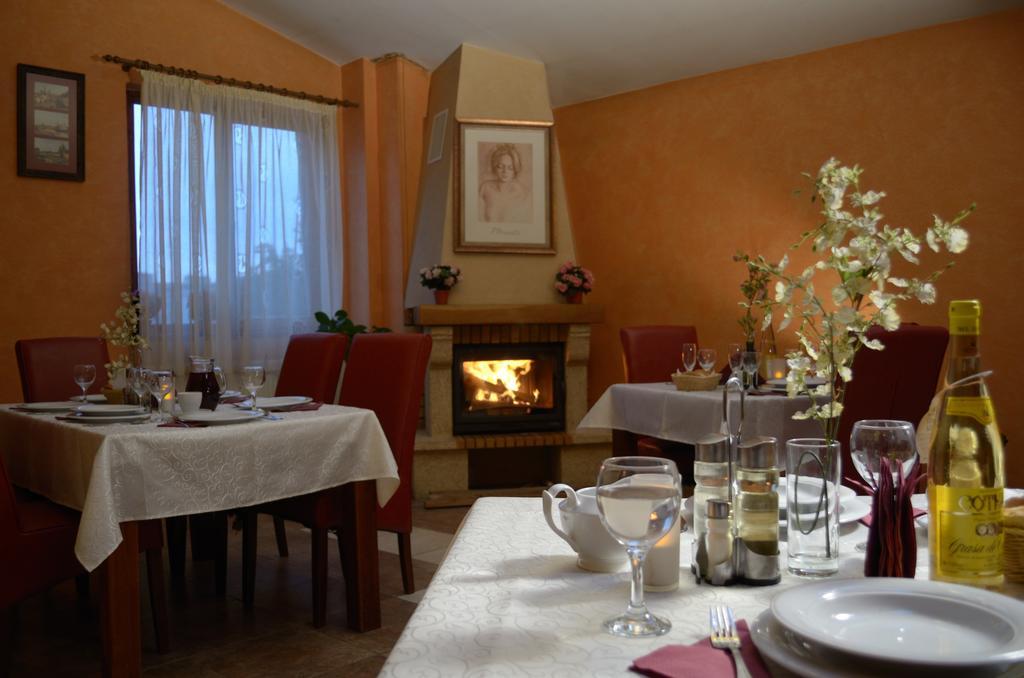 Casa Preturii Hotel Tîrgu Lăpuş Zewnętrze zdjęcie