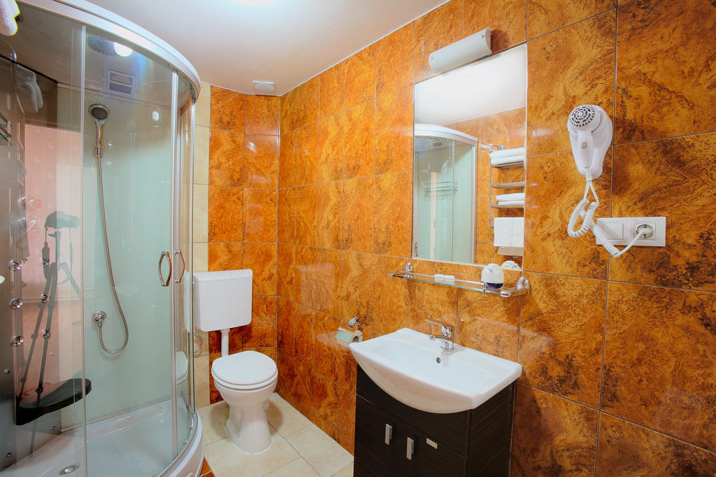 Casa Preturii Hotel Tîrgu Lăpuş Pokój zdjęcie