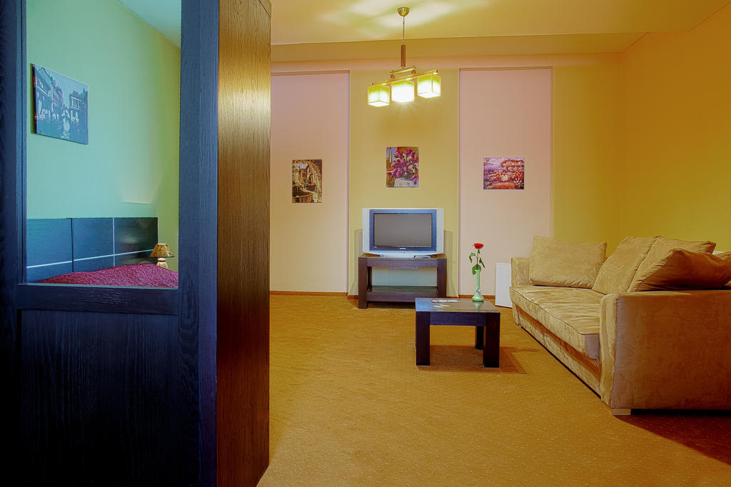 Casa Preturii Hotel Tîrgu Lăpuş Pokój zdjęcie